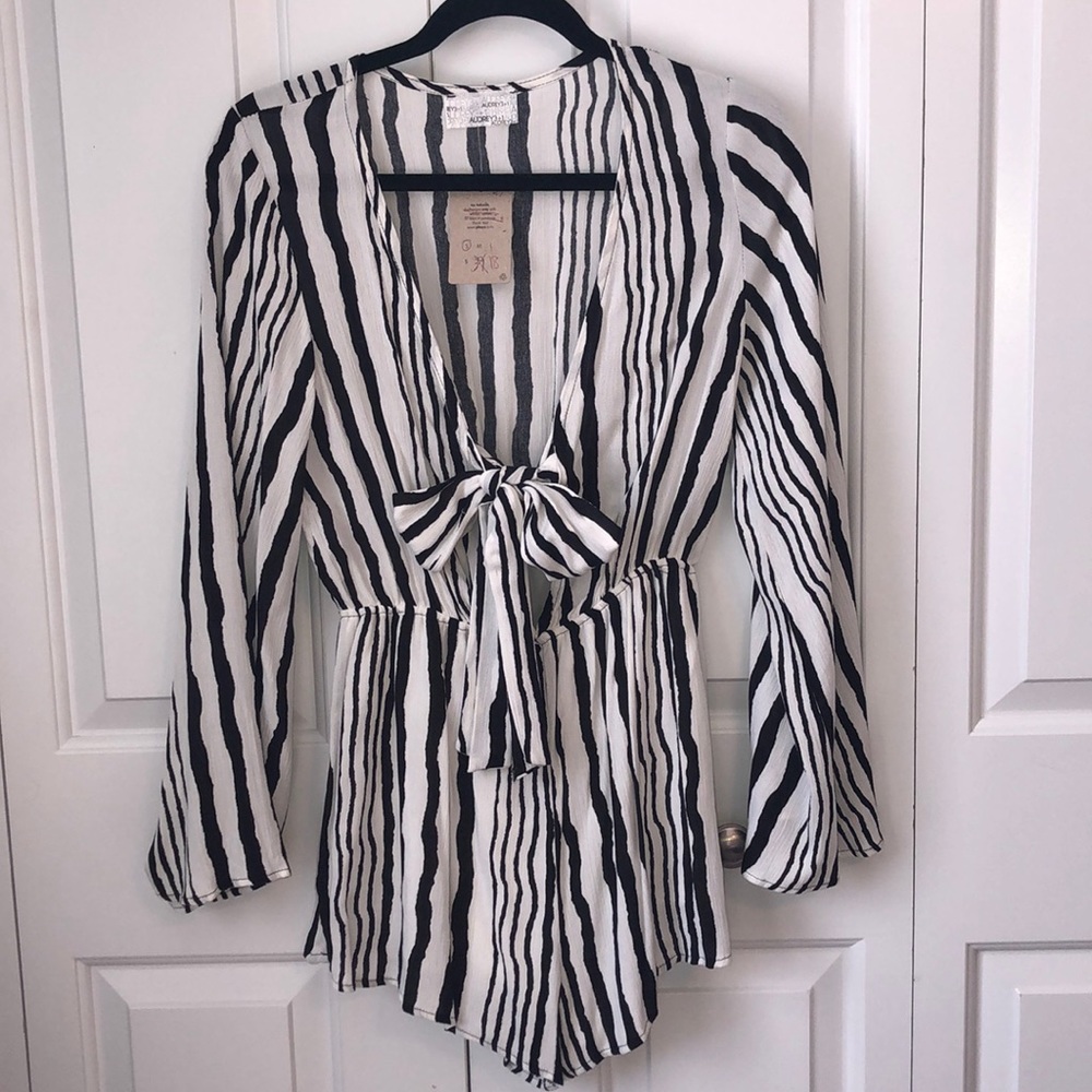 NWT Black & White Striped Plunging Romper